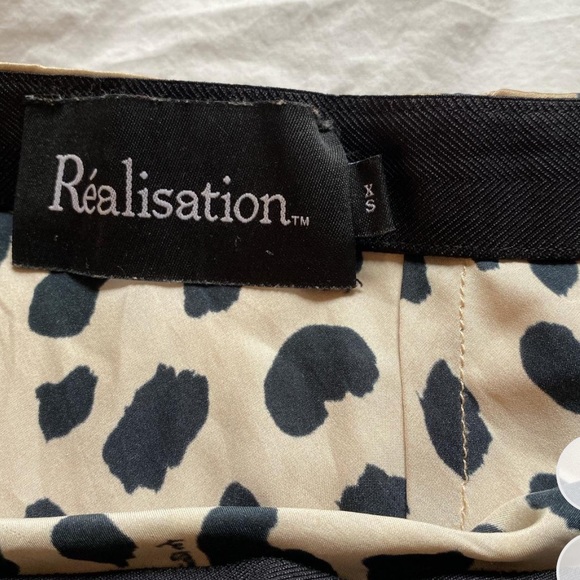 Realisation Par - The Cookies skirt in leopard skirt. Size XS. - Picture 3 of 3